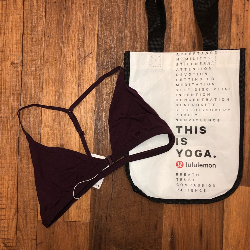 Simply there triangle bralette. NWT